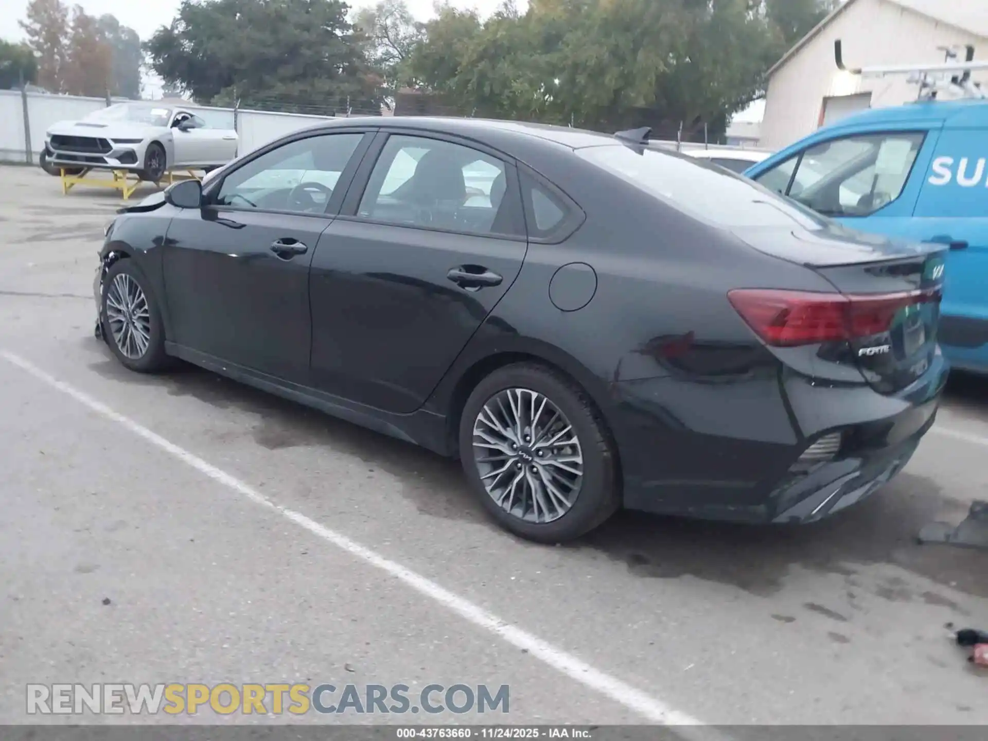 3 Photograph of a damaged car 3KPF54AD3PE608634 KIA FORTE 2023