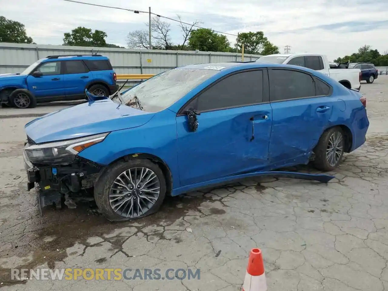 1 Photograph of a damaged car 3KPF54AD3PE617852 KIA FORTE 2023