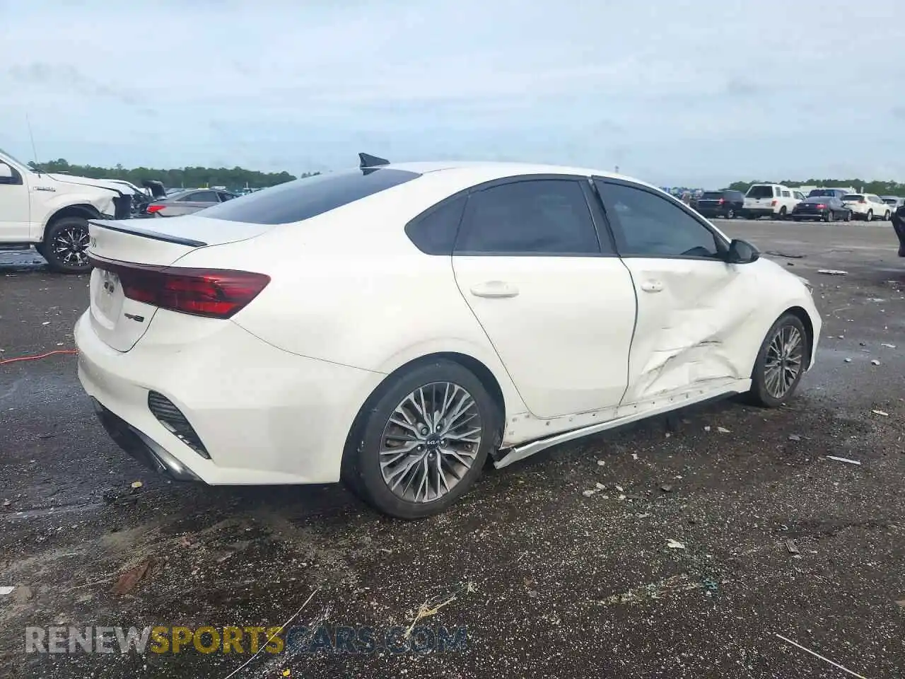 3 Photograph of a damaged car 3KPF54AD4PE656952 KIA FORTE 2023