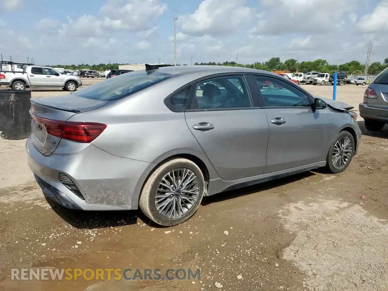 3 Photograph of a damaged car 3KPF54AD4PE663805 KIA FORTE 2023