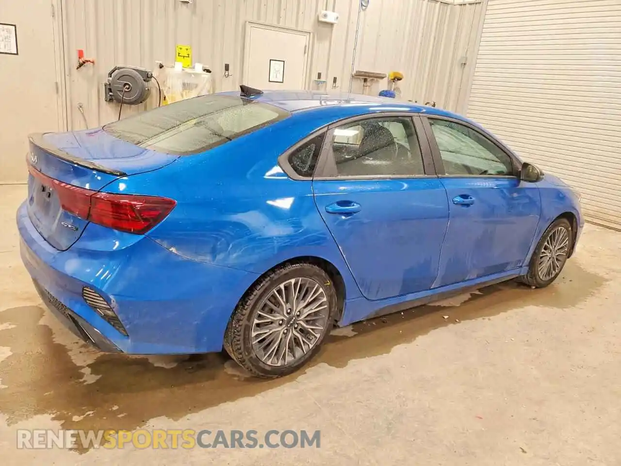 3 fotografías del automóvil dañado 3KPF54AD5PE520197 KIA FORTE 2023