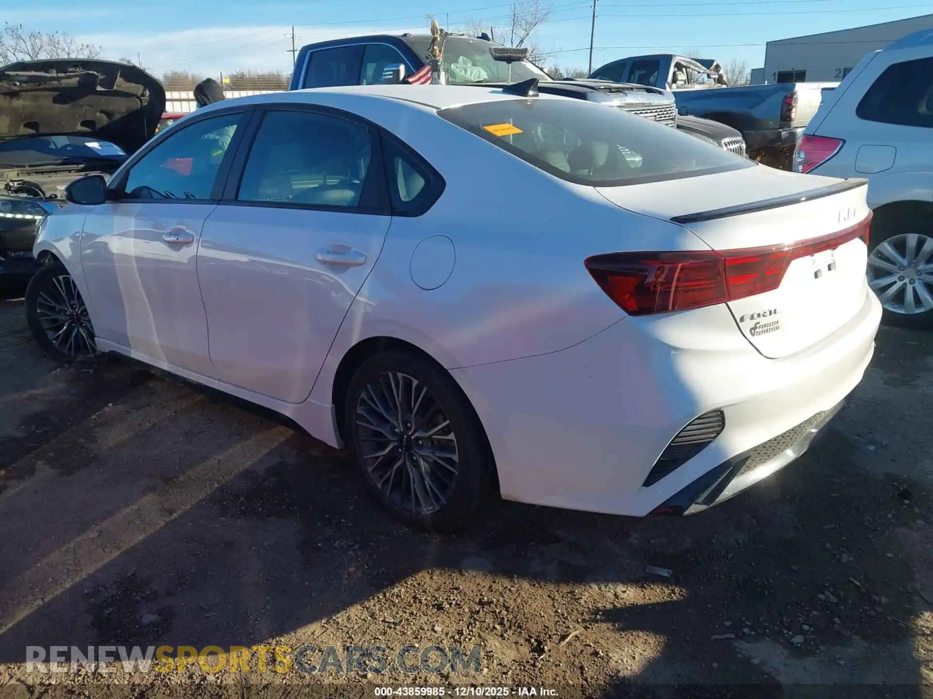 3 Photograph of a damaged car 3KPF54AD6PE689953 KIA FORTE 2023