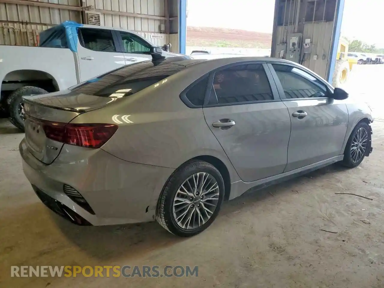 3 Photograph of a damaged car 3KPF54AD9PE550075 KIA FORTE 2023