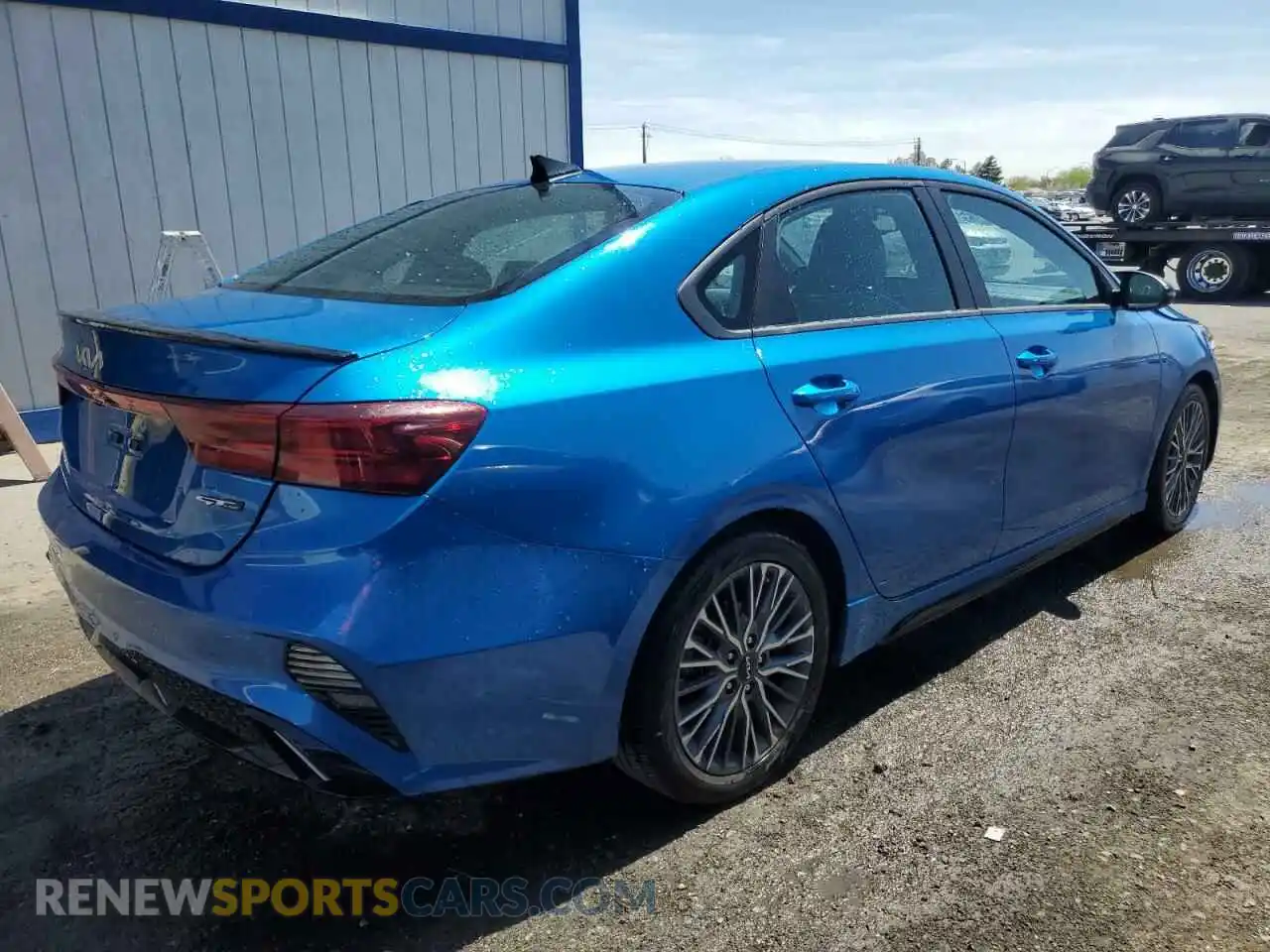 3 Photograph of a damaged car 3KPF54ADXPE555740 KIA FORTE 2023