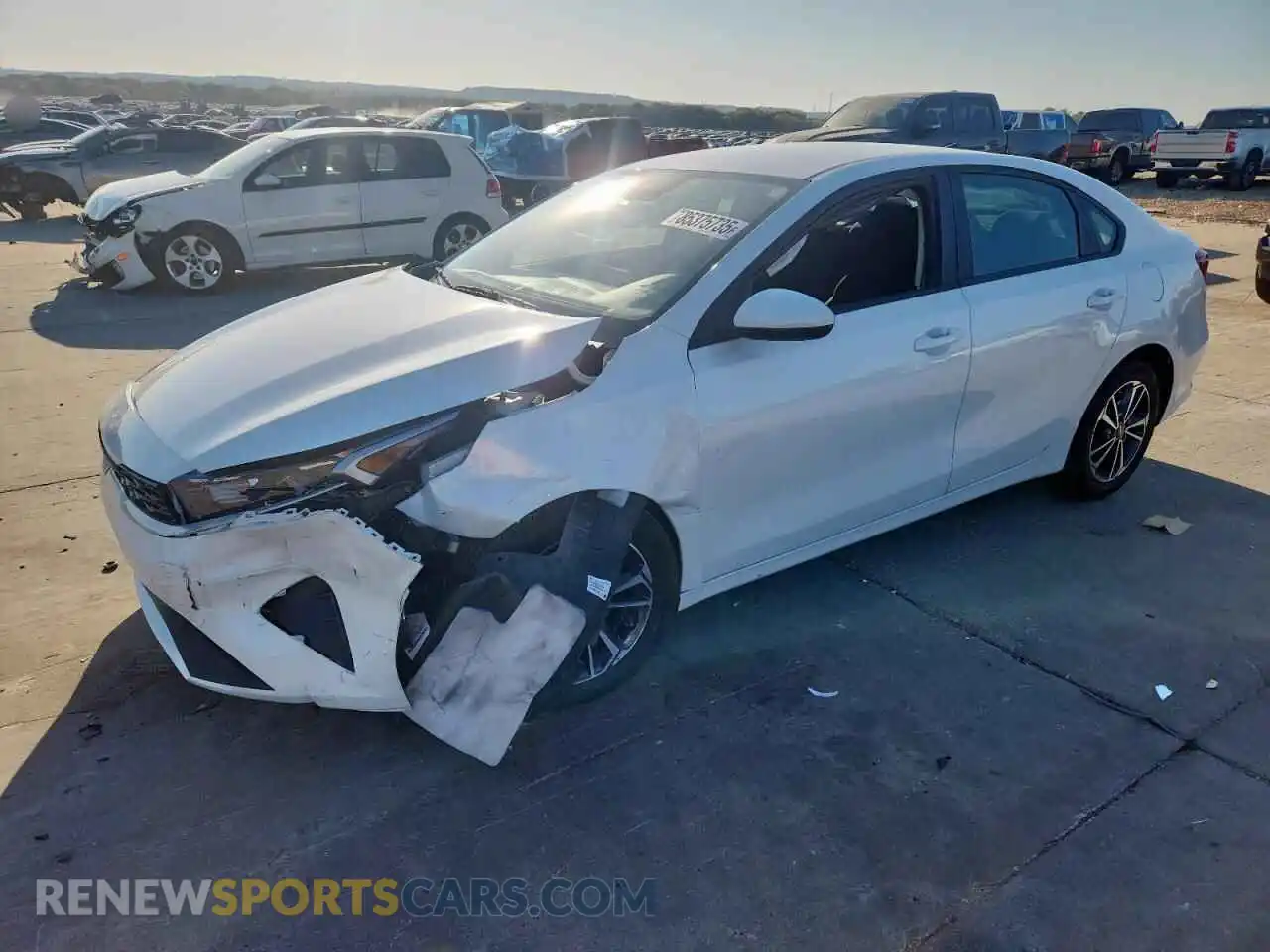 1 fotografías del automóvil dañado 3KPF24AD0RE716379 KIA FORTE 2024