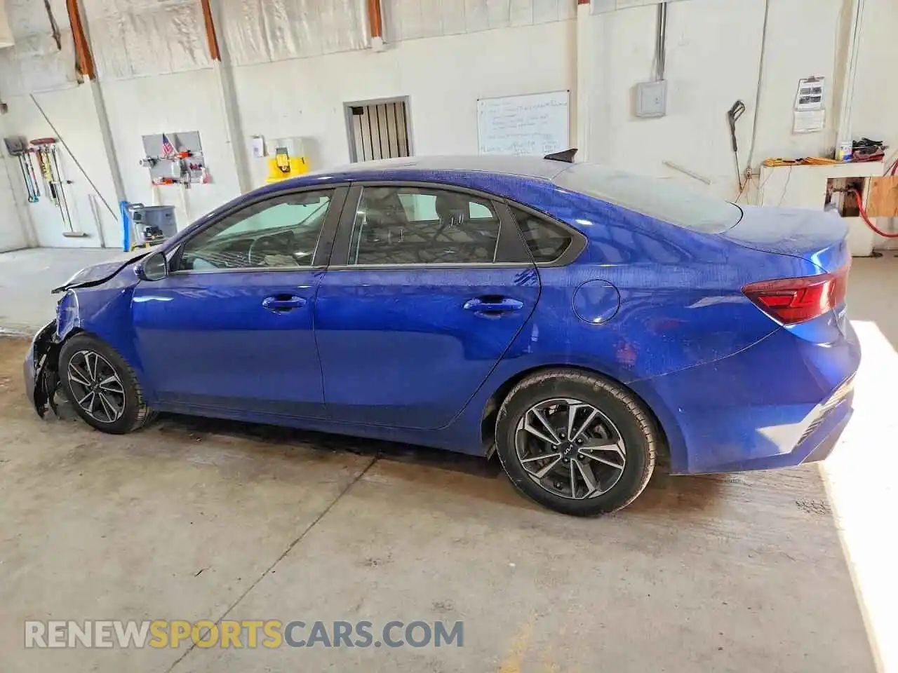 2 Фотография поврежденного автомобиля 3KPF24AD0RE741024 KIA FORTE 2024