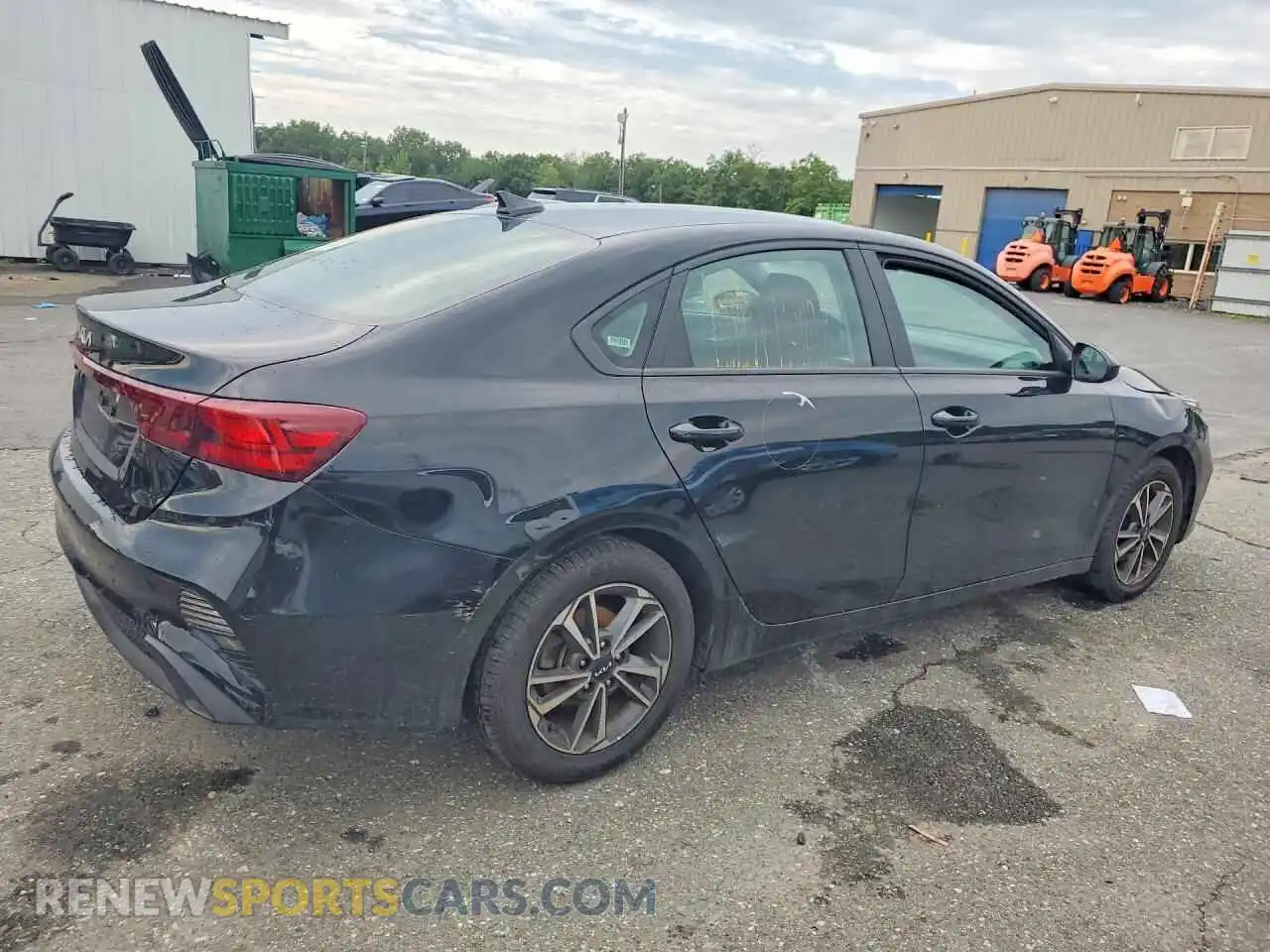 3 fotografías del automóvil dañado 3KPF24AD0RE761399 KIA FORTE 2024
