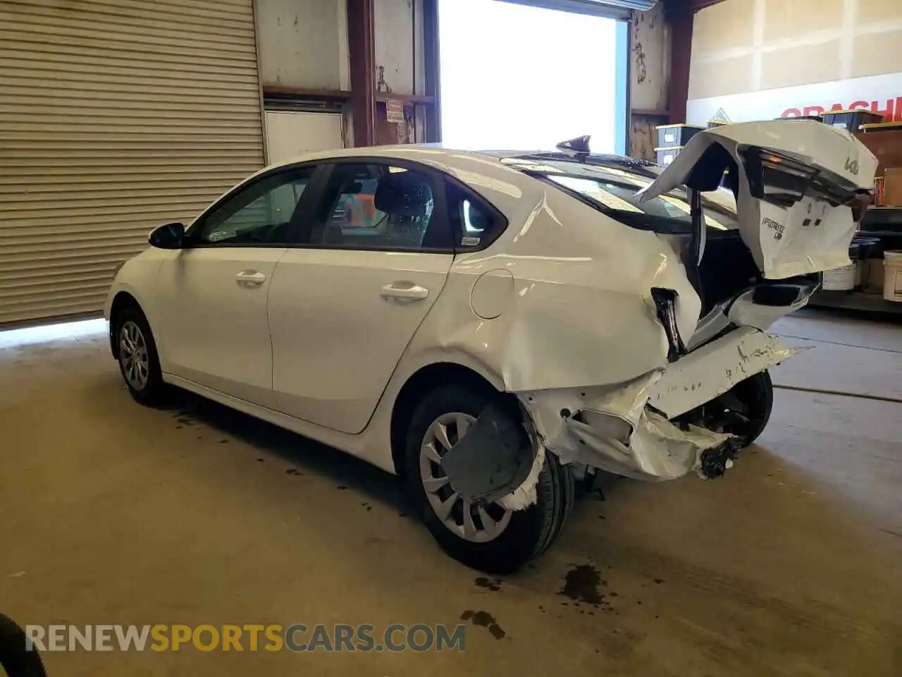 2 Фотография поврежденного автомобиля 3KPF24AD1RE710378 KIA FORTE 2024