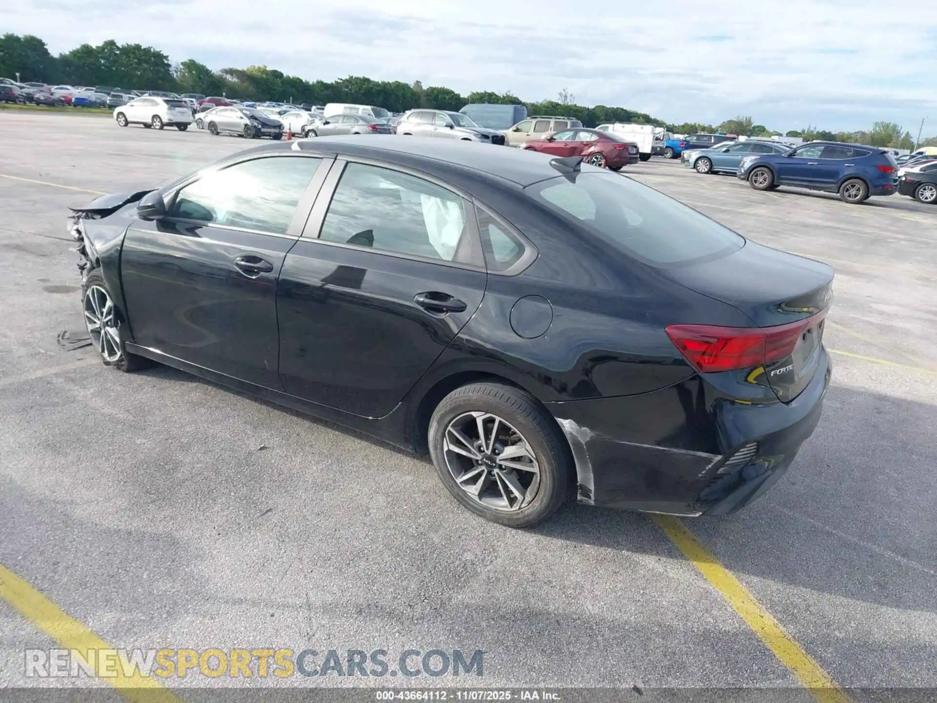 3 Photograph of a damaged car 3KPF24AD1RE724006 KIA FORTE 2024