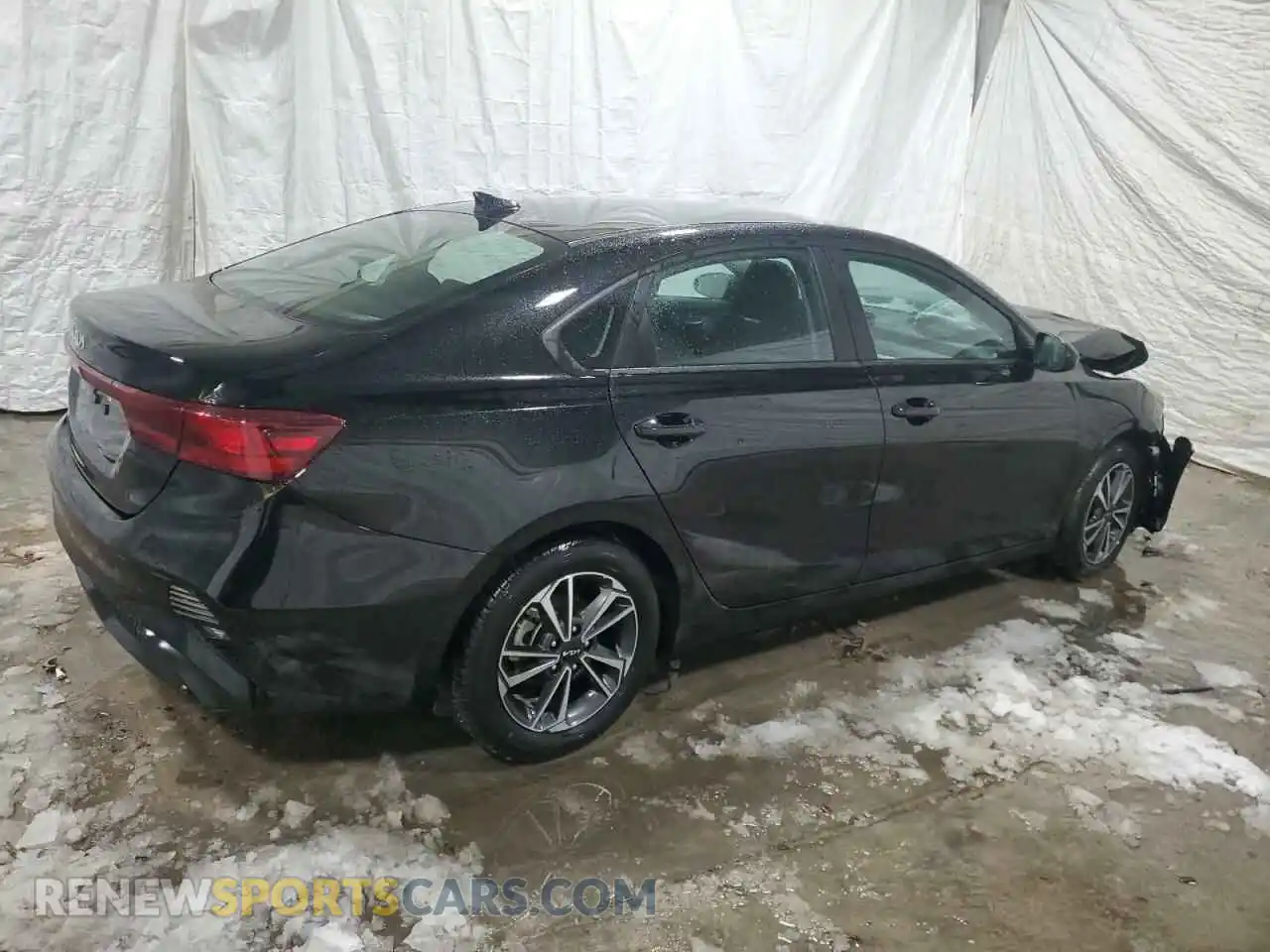 3 Photograph of a damaged car 3KPF24AD1RE732039 KIA FORTE 2024