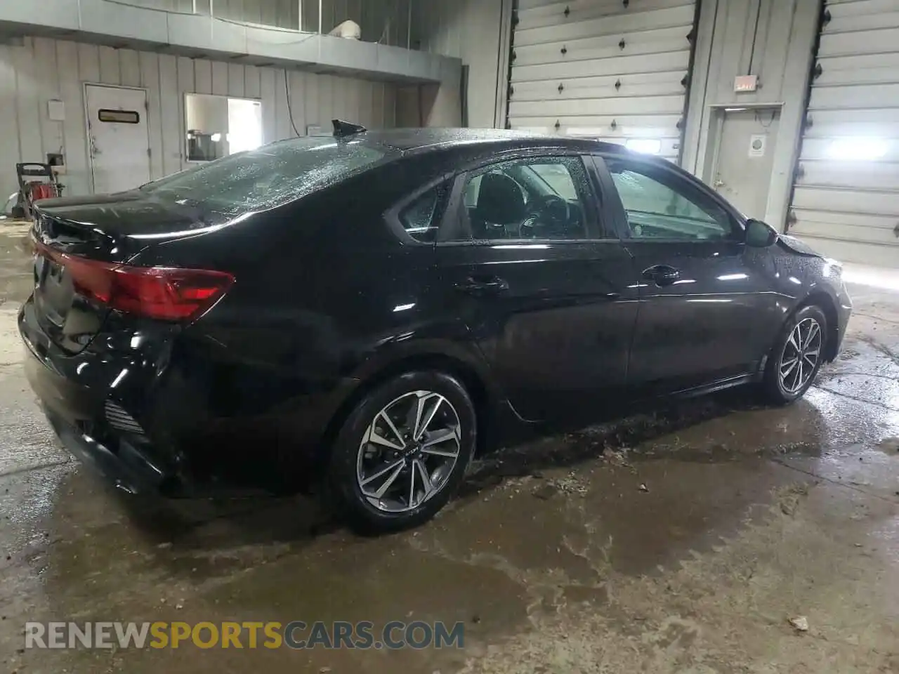 3 Photograph of a damaged car 3KPF24AD1RE739413 KIA FORTE 2024