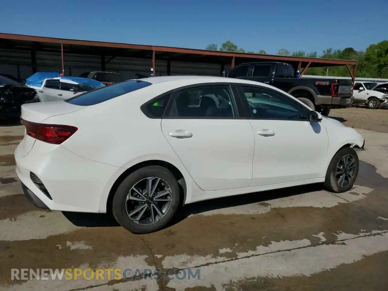 3 Photograph of a damaged car 3KPF24AD1RE771827 KIA FORTE 2024