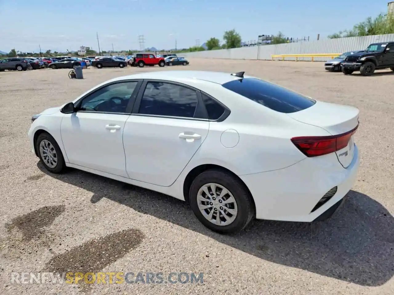 2 fotografías del automóvil dañado 3KPF24AD2RE690254 KIA FORTE 2024
