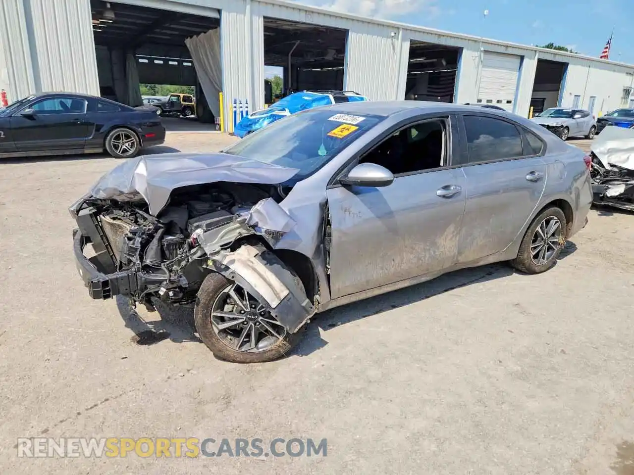 1 Photograph of a damaged car 3KPF24AD2RE698130 KIA FORTE 2024