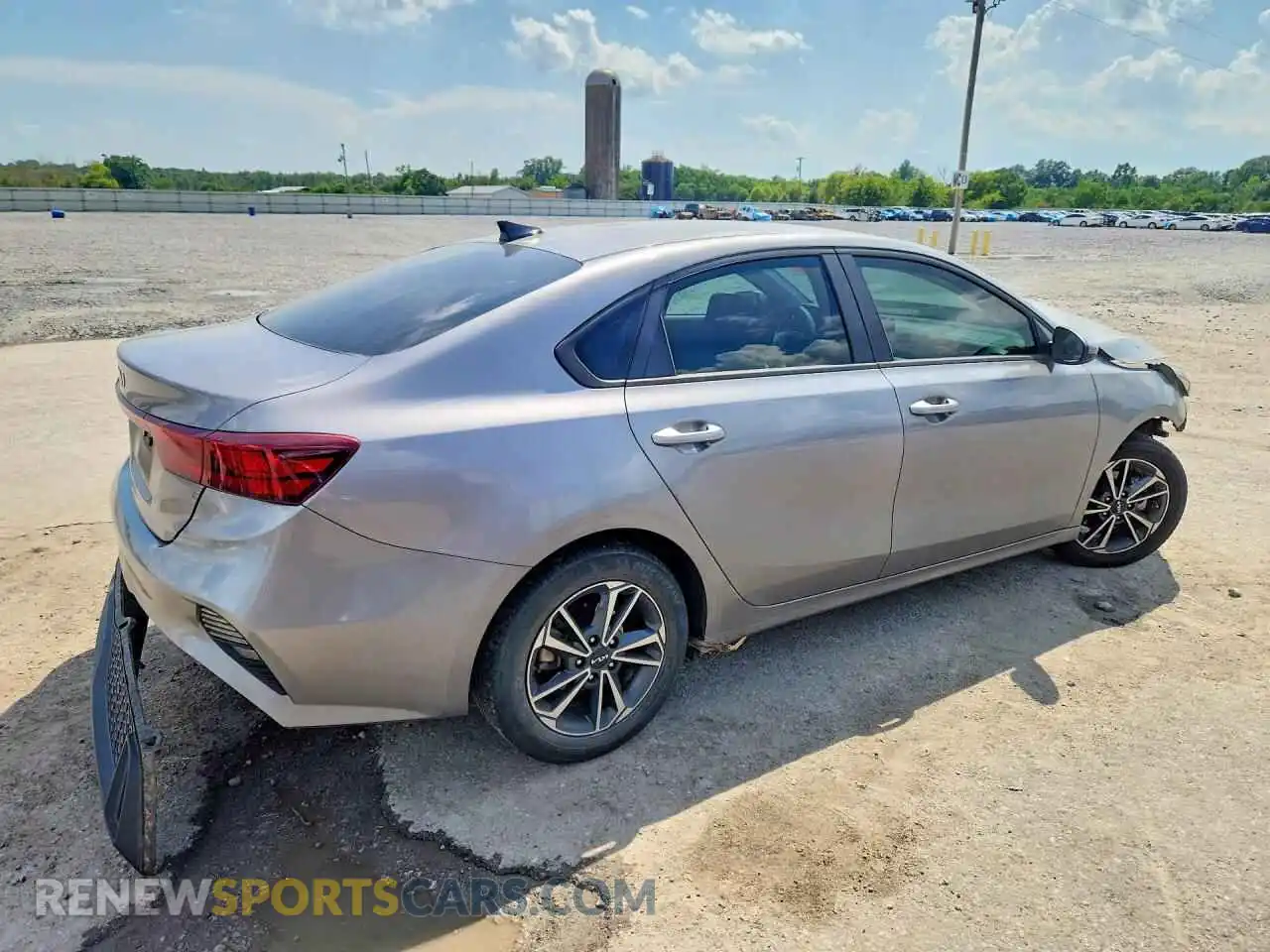 3 Photograph of a damaged car 3KPF24AD2RE698130 KIA FORTE 2024