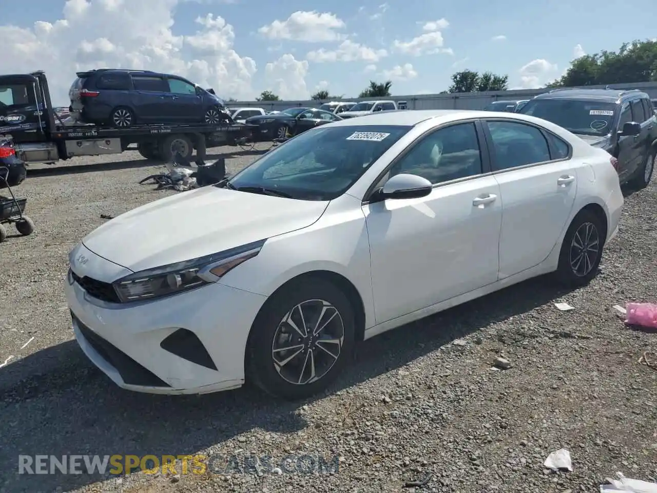 1 Photograph of a damaged car 3KPF24AD2RE724533 KIA FORTE 2024