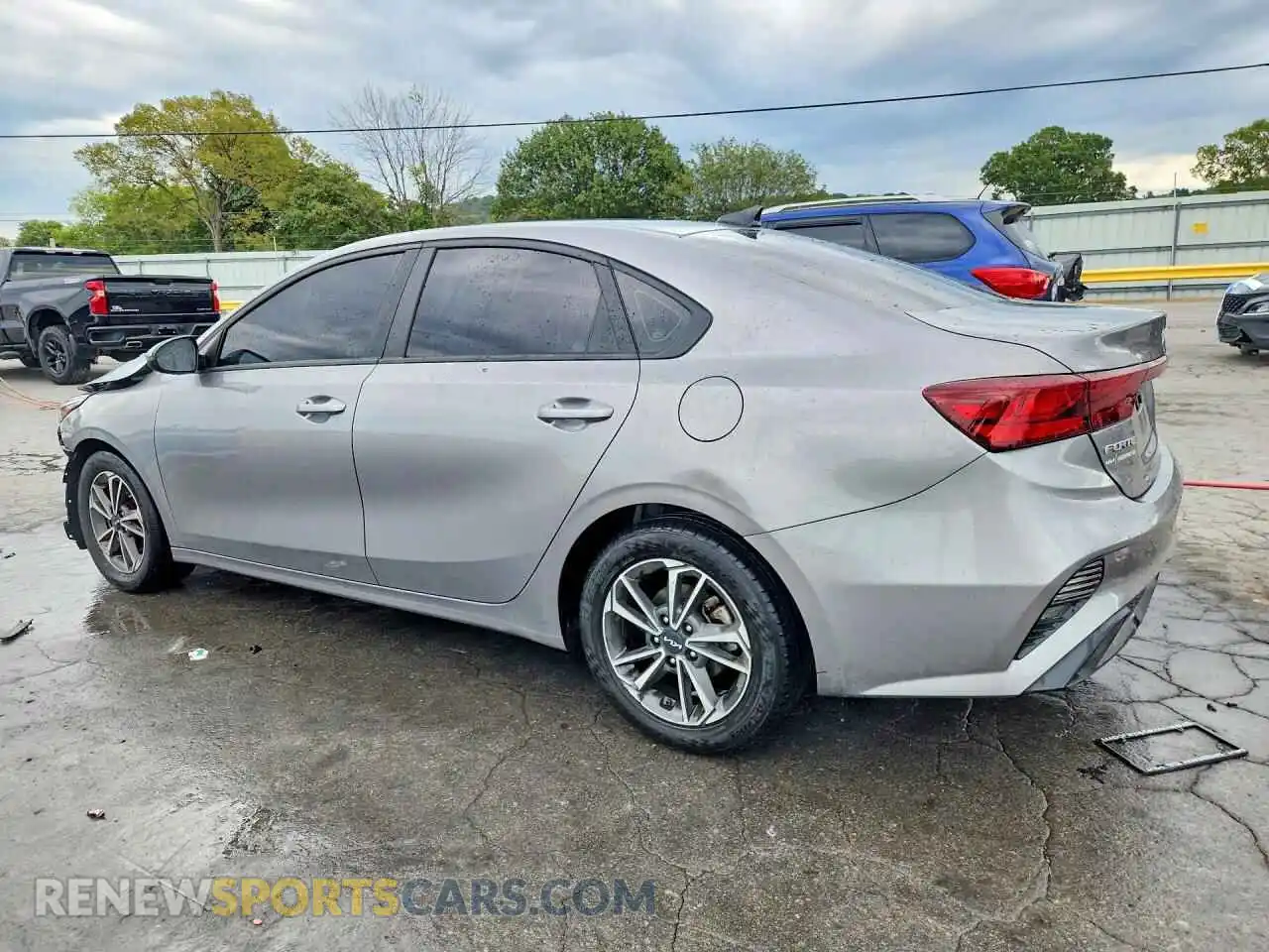 2 Photograph of a damaged car 3KPF24AD2RE748248 KIA FORTE 2024
