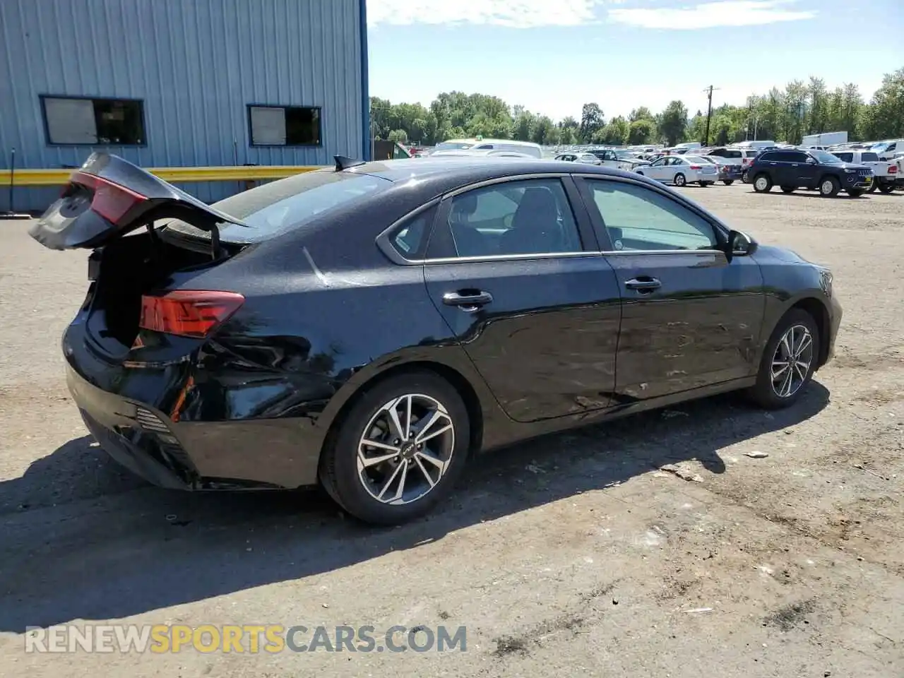3 Photograph of a damaged car 3KPF24AD2RE768824 KIA FORTE 2024