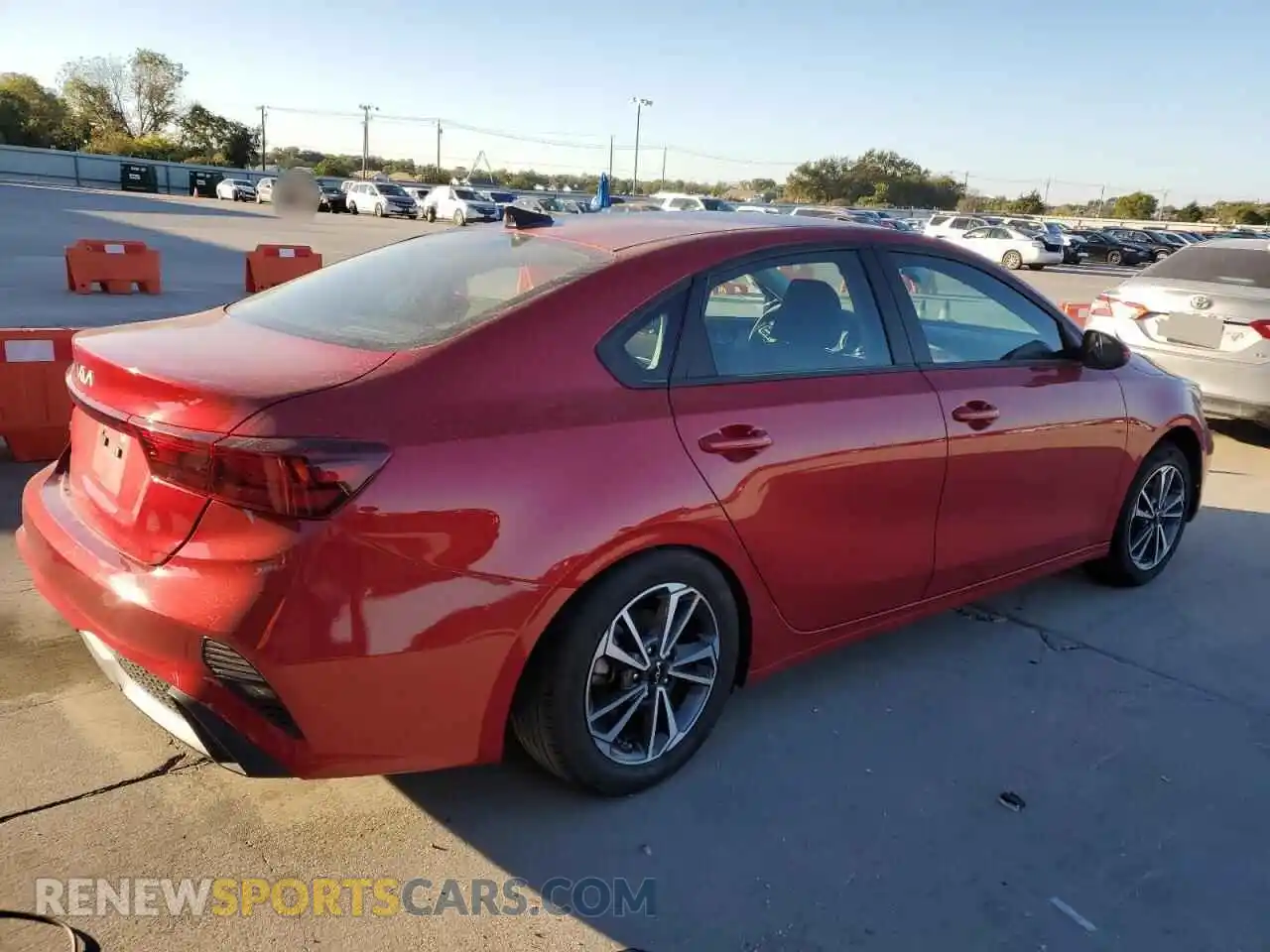 3 Фотография поврежденного автомобиля 3KPF24AD2RE777345 KIA FORTE 2024