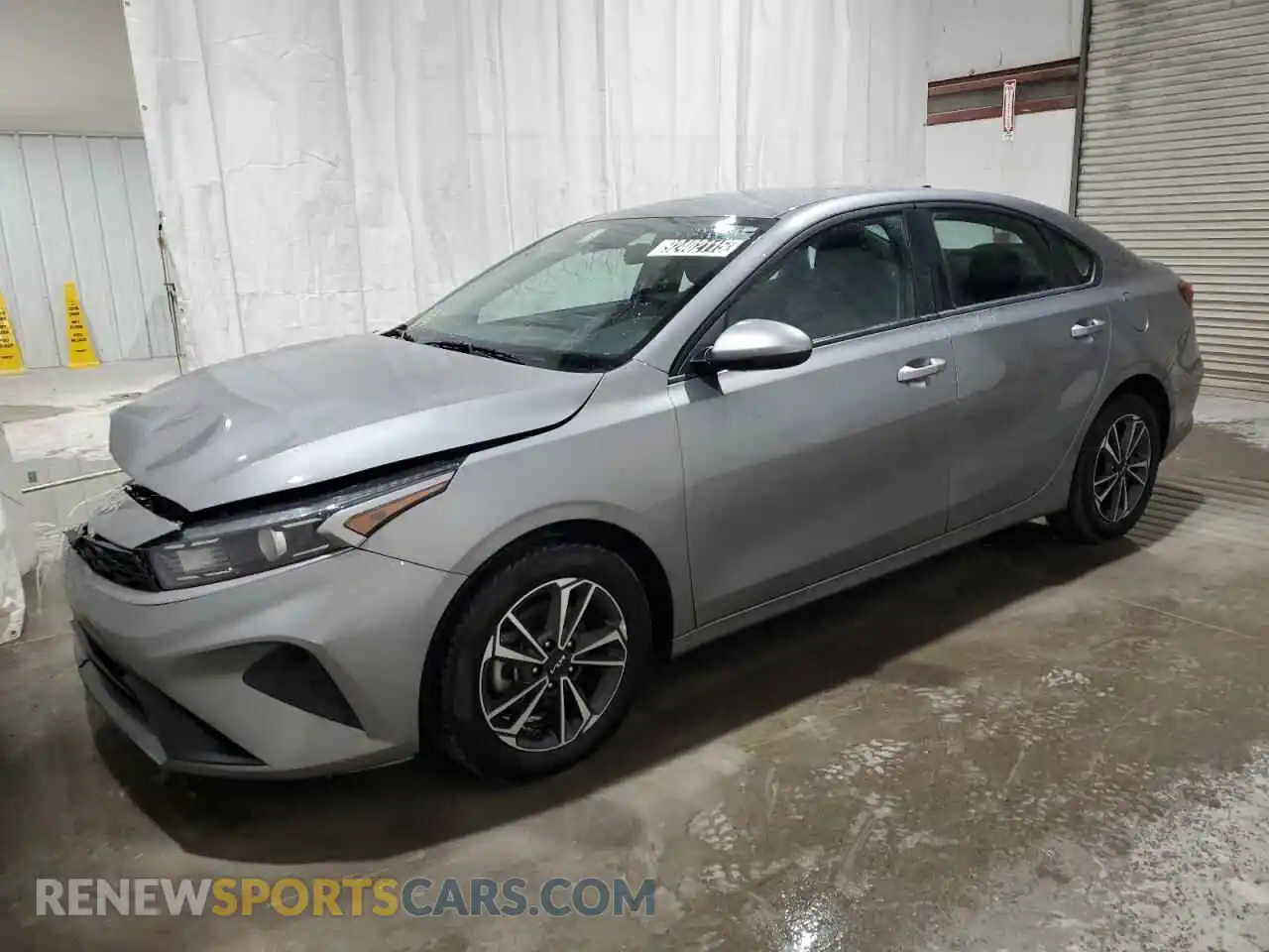 1 Photograph of a damaged car 3KPF24AD2RE809629 KIA FORTE 2024