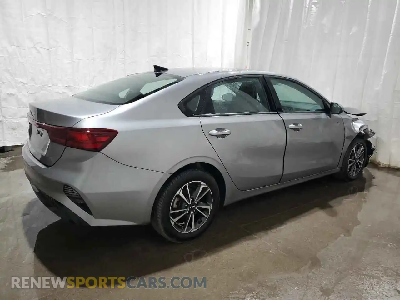 3 Photograph of a damaged car 3KPF24AD2RE809629 KIA FORTE 2024