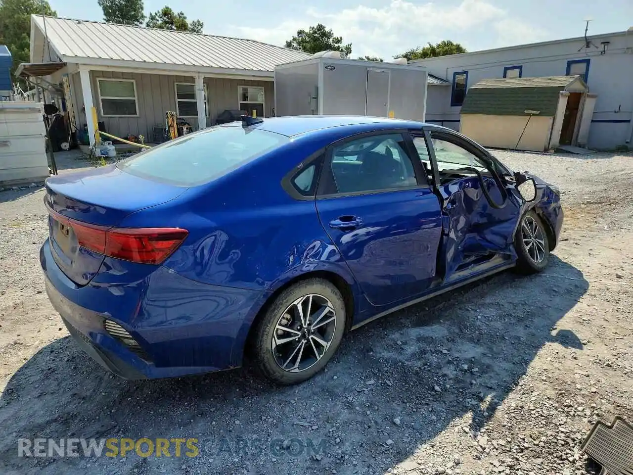 3 Photograph of a damaged car 3KPF24AD2RE810344 KIA FORTE 2024