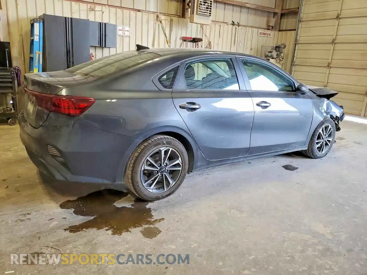 3 fotografías del automóvil dañado 3KPF24AD2RE828276 KIA FORTE 2024