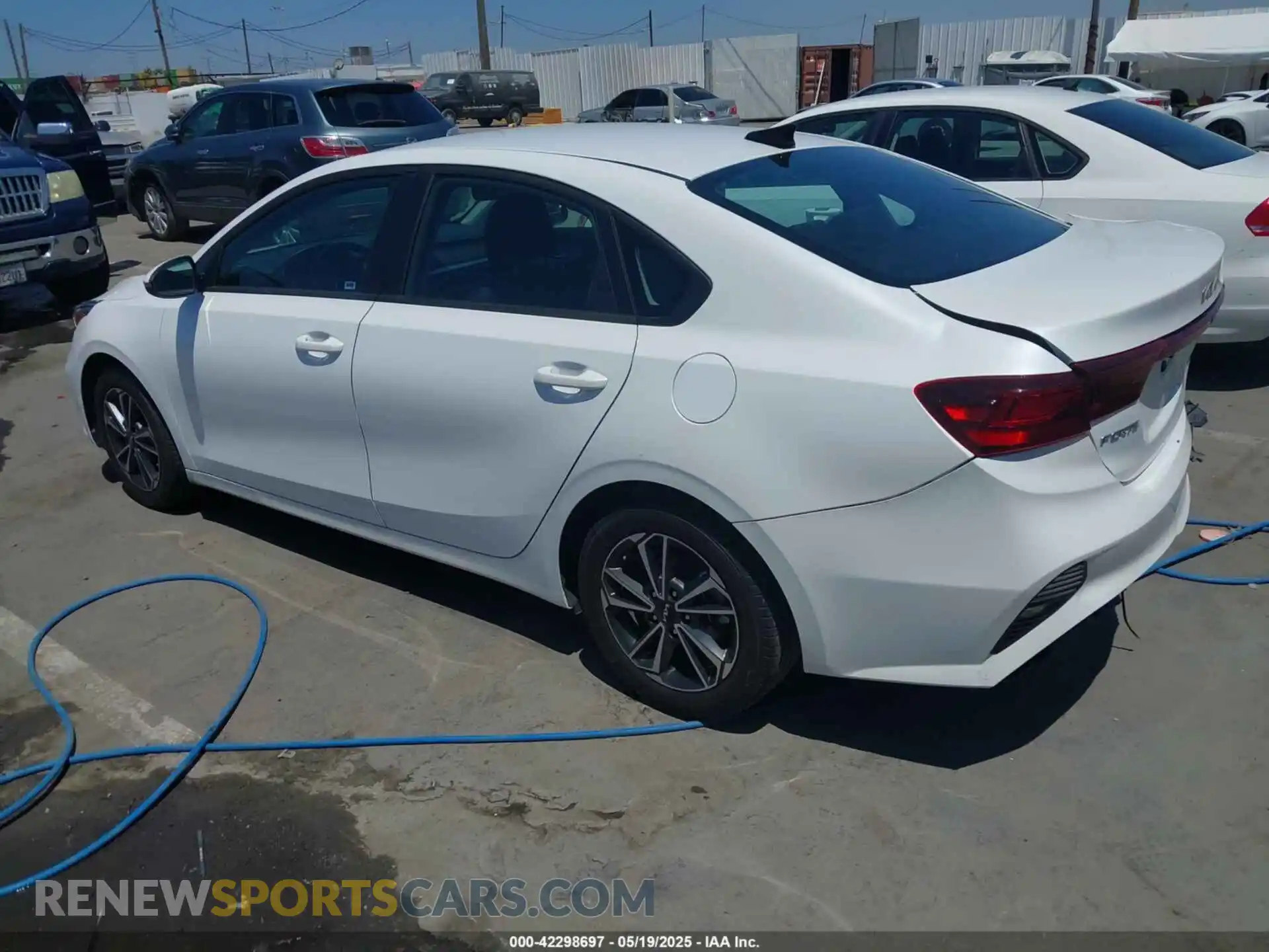 3 Photograph of a damaged car 3KPF24AD3RE720443 KIA FORTE 2024