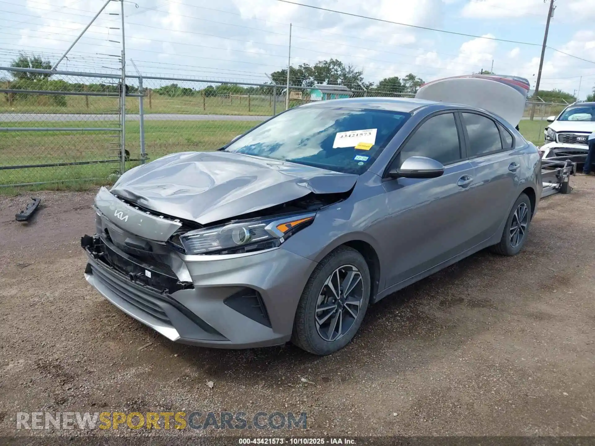 2 Photograph of a damaged car 3KPF24AD3RE730986 KIA FORTE 2024