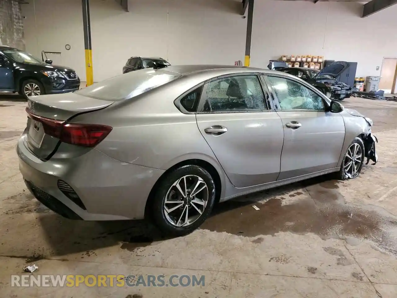 3 Photograph of a damaged car 3KPF24AD3RE748811 KIA FORTE 2024