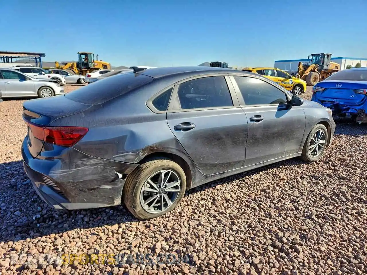 3 Photograph of a damaged car 3KPF24AD3RE795708 KIA FORTE 2024