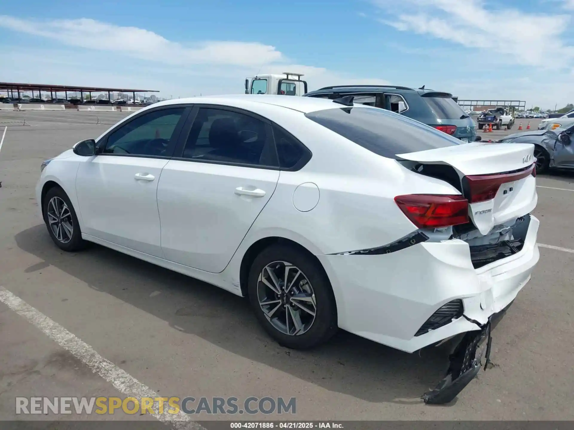 3 Photograph of a damaged car 3KPF24AD3RE820669 KIA FORTE 2024