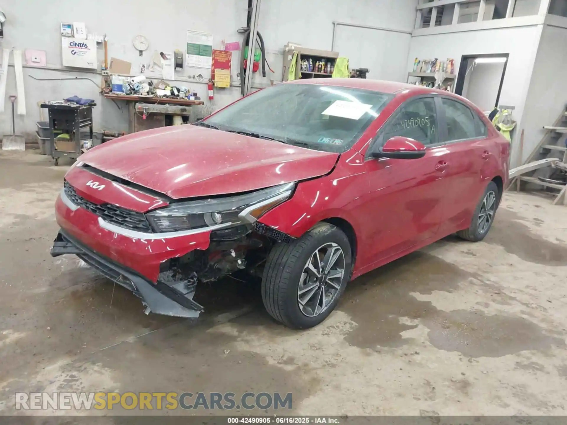 2 Фотография поврежденного автомобиля 3KPF24AD3RE830294 KIA FORTE 2024