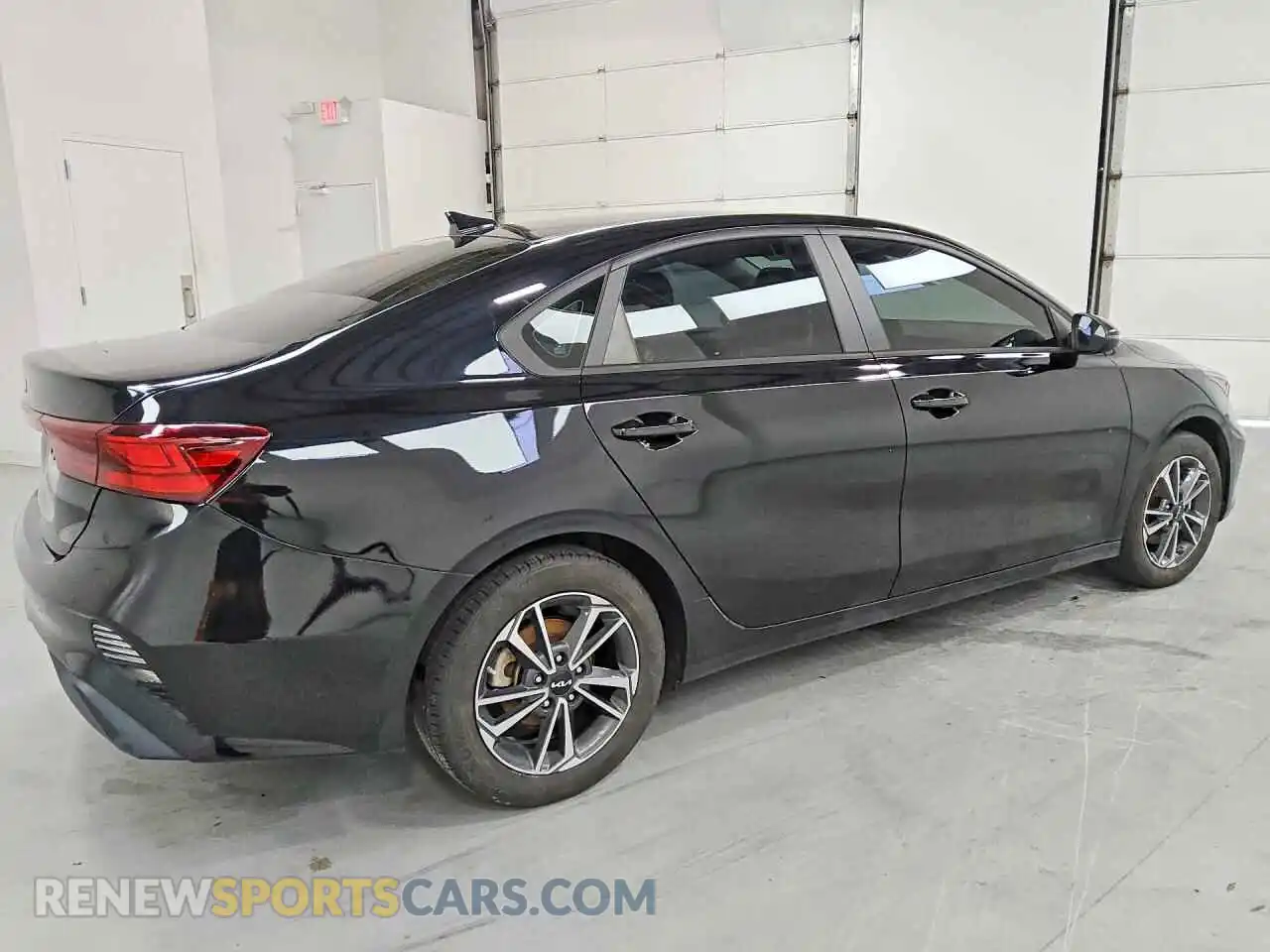 3 Photograph of a damaged car 3KPF24AD4RE705448 KIA FORTE 2024