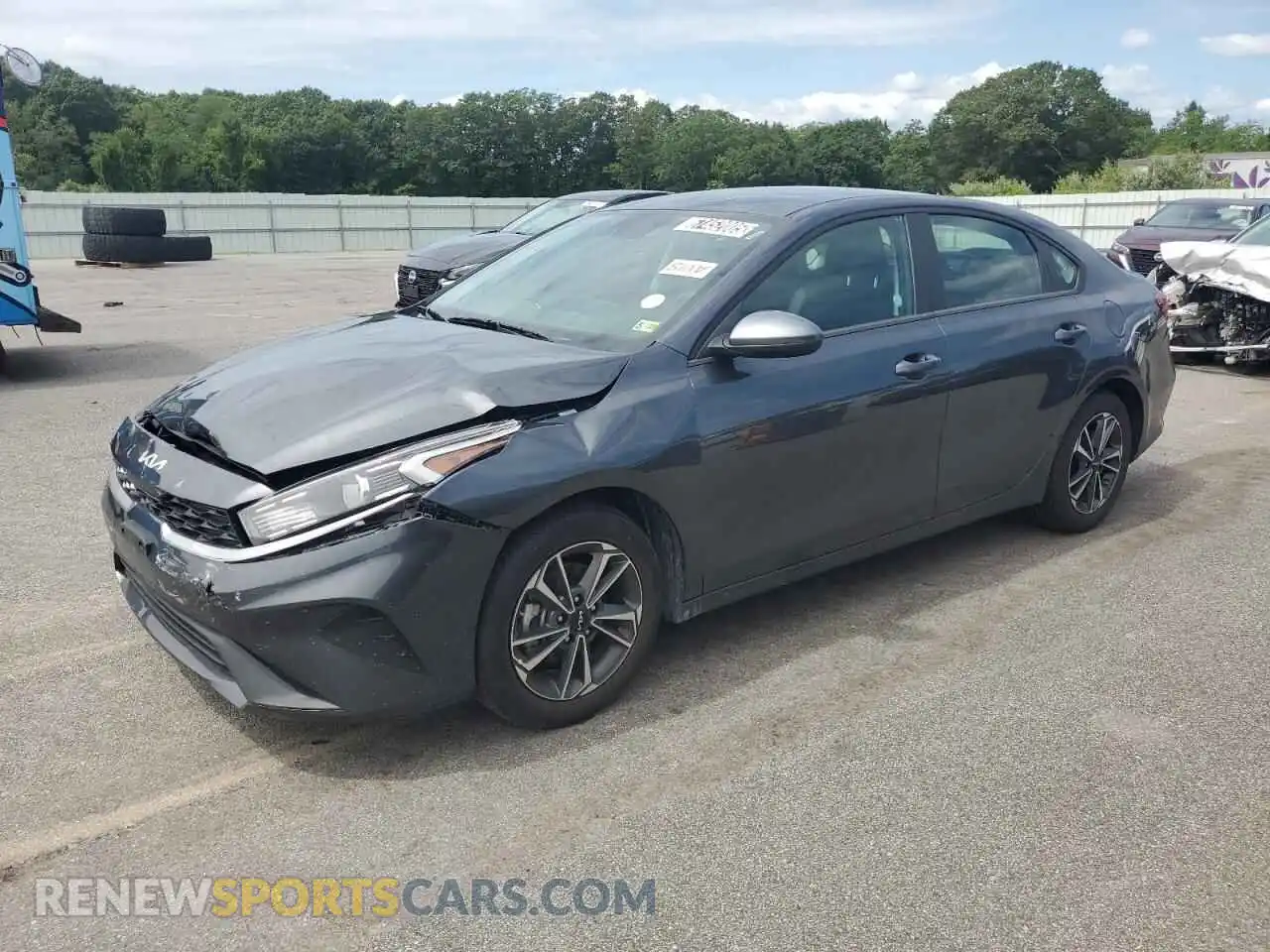 1 Photograph of a damaged car 3KPF24AD4RE762149 KIA FORTE 2024