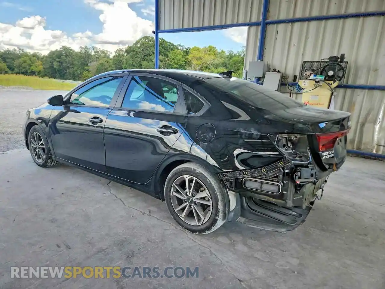2 Photograph of a damaged car 3KPF24AD4RE823970 KIA FORTE 2024