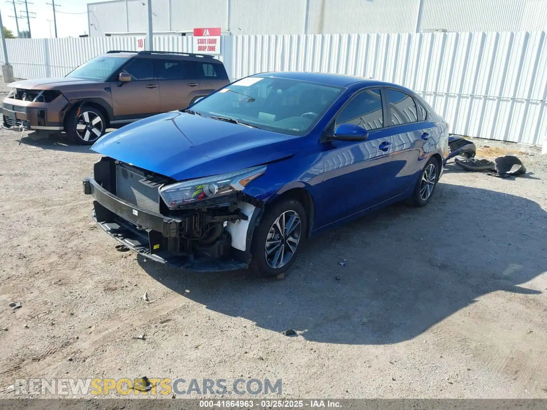 2 Photograph of a damaged car 3KPF24AD4RE832183 KIA FORTE 2024