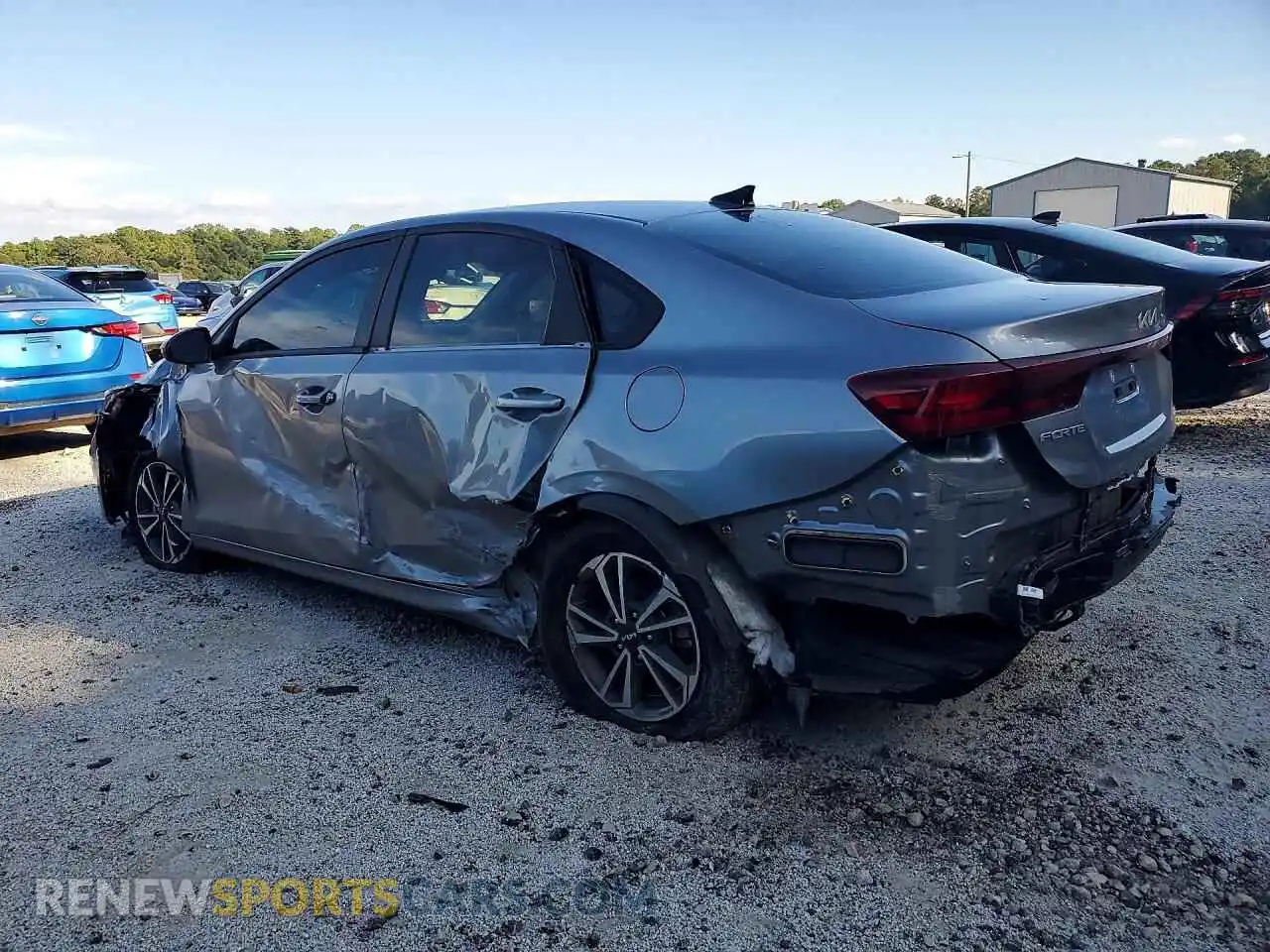 2 fotografías del automóvil dañado 3KPF24AD5RE781681 KIA FORTE 2024
