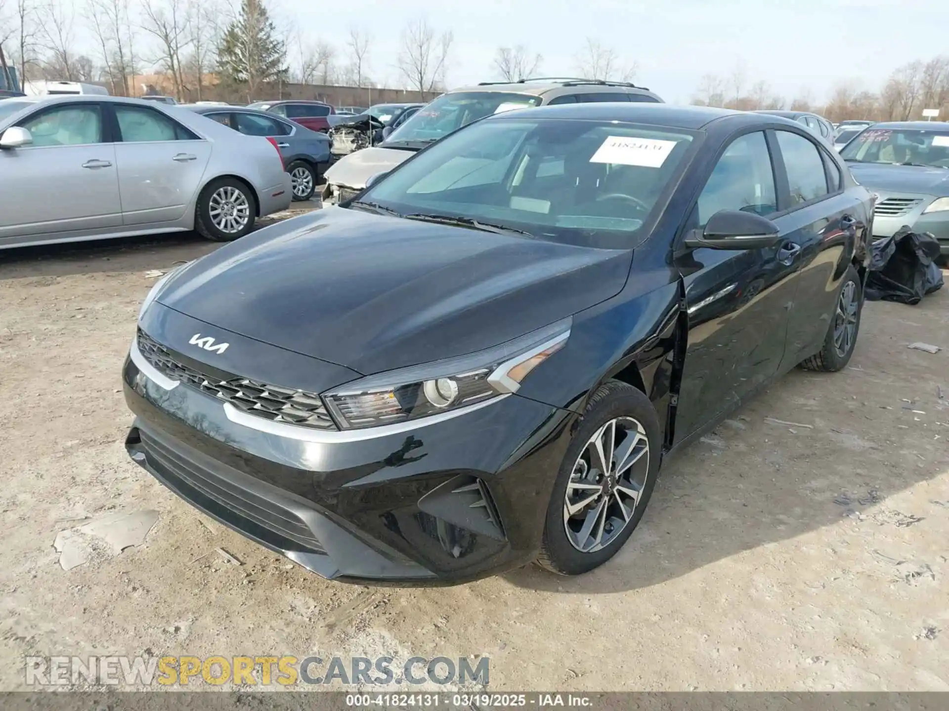2 Фотография поврежденного автомобиля 3KPF24AD5RE840129 KIA FORTE 2024