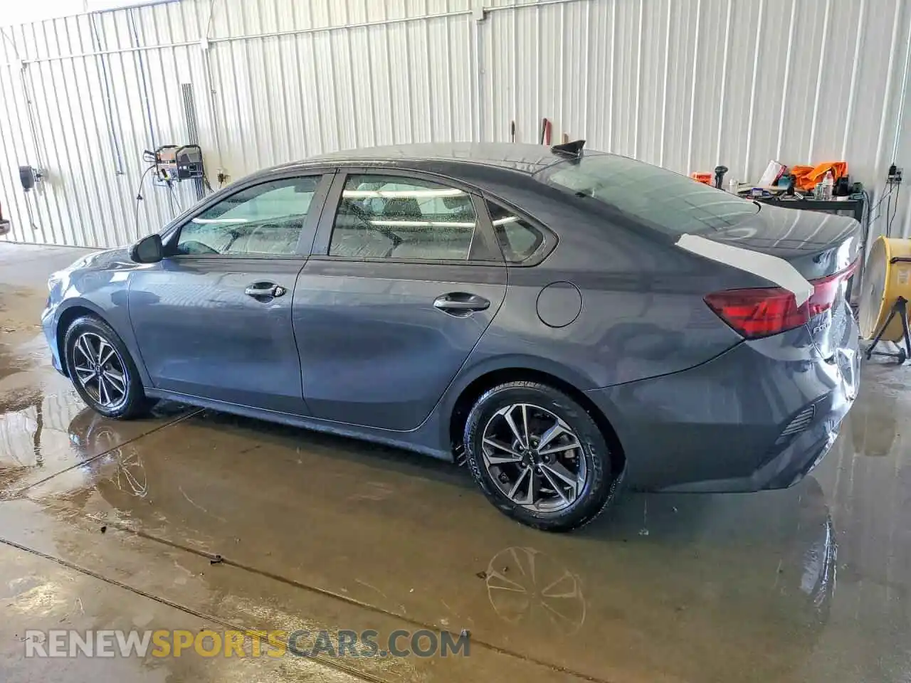 2 Фотография поврежденного автомобиля 3KPF24AD6RE708478 KIA FORTE 2024