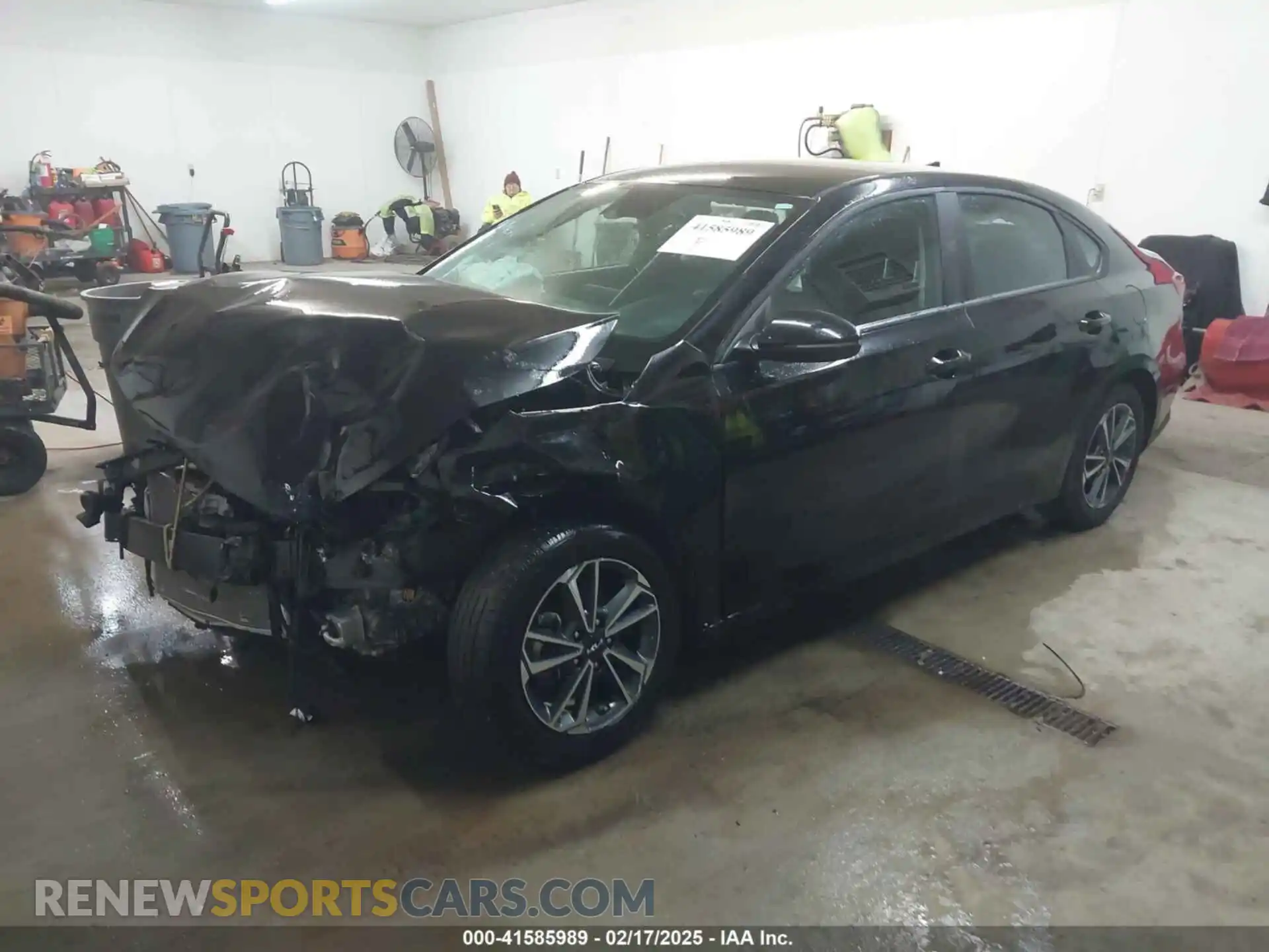 2 fotografías del automóvil dañado 3KPF24AD6RE749967 KIA FORTE 2024