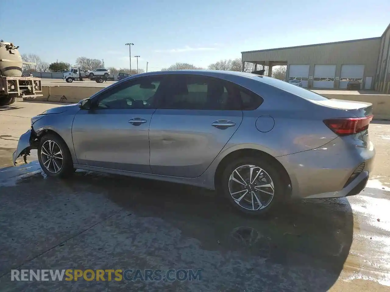2 Photograph of a damaged car 3KPF24AD6RE807060 KIA FORTE 2024