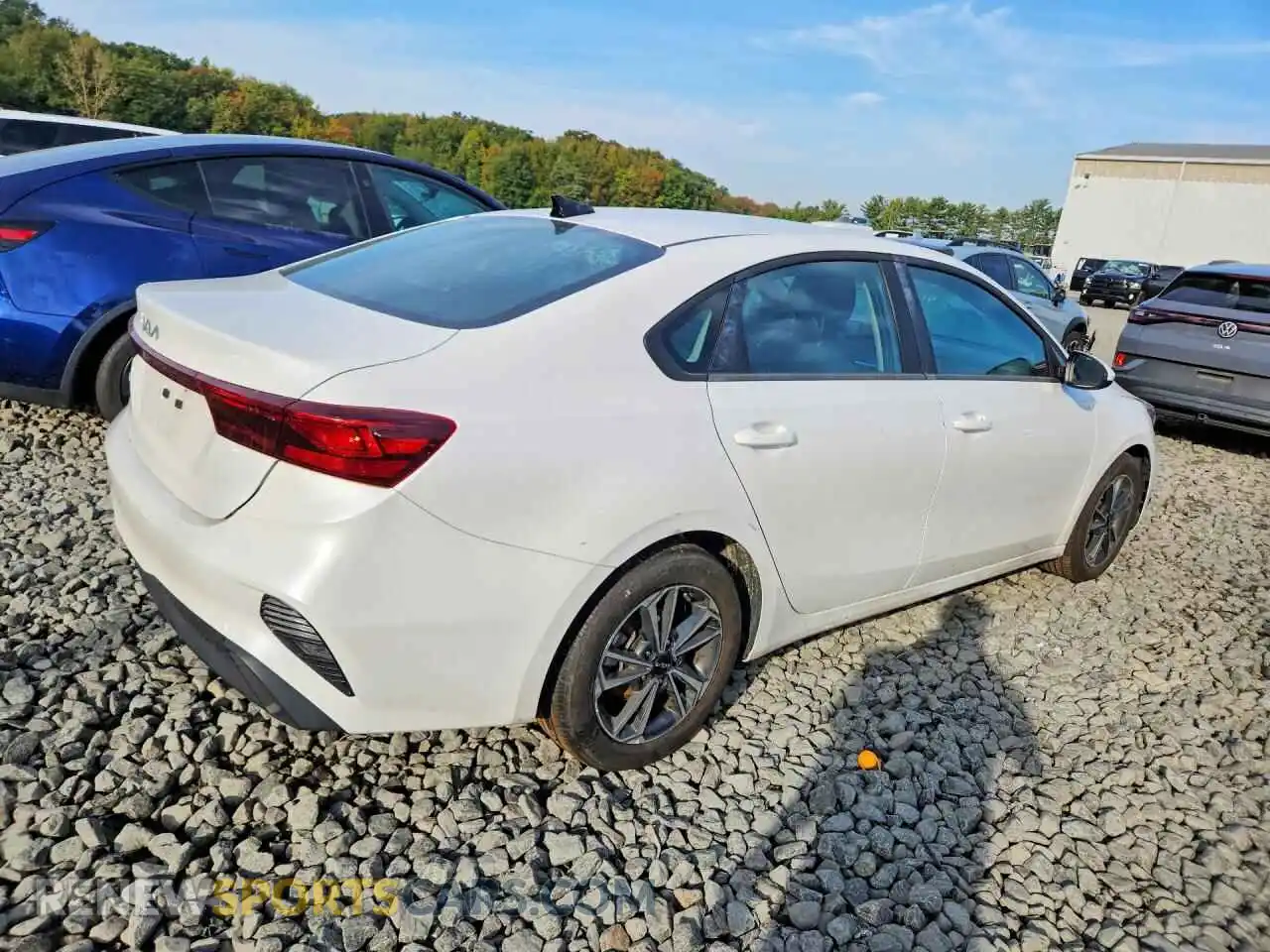 3 Photograph of a damaged car 3KPF24AD6RE807429 KIA FORTE 2024