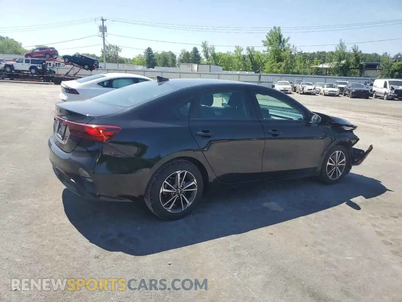 3 Photograph of a damaged car 3KPF24AD7RE706027 KIA FORTE 2024
