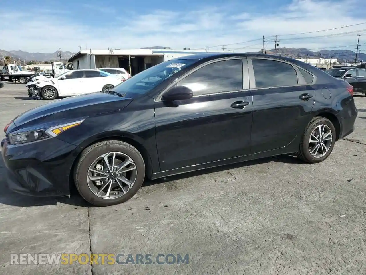 1 Photograph of a damaged car 3KPF24AD7RE715567 KIA FORTE 2024