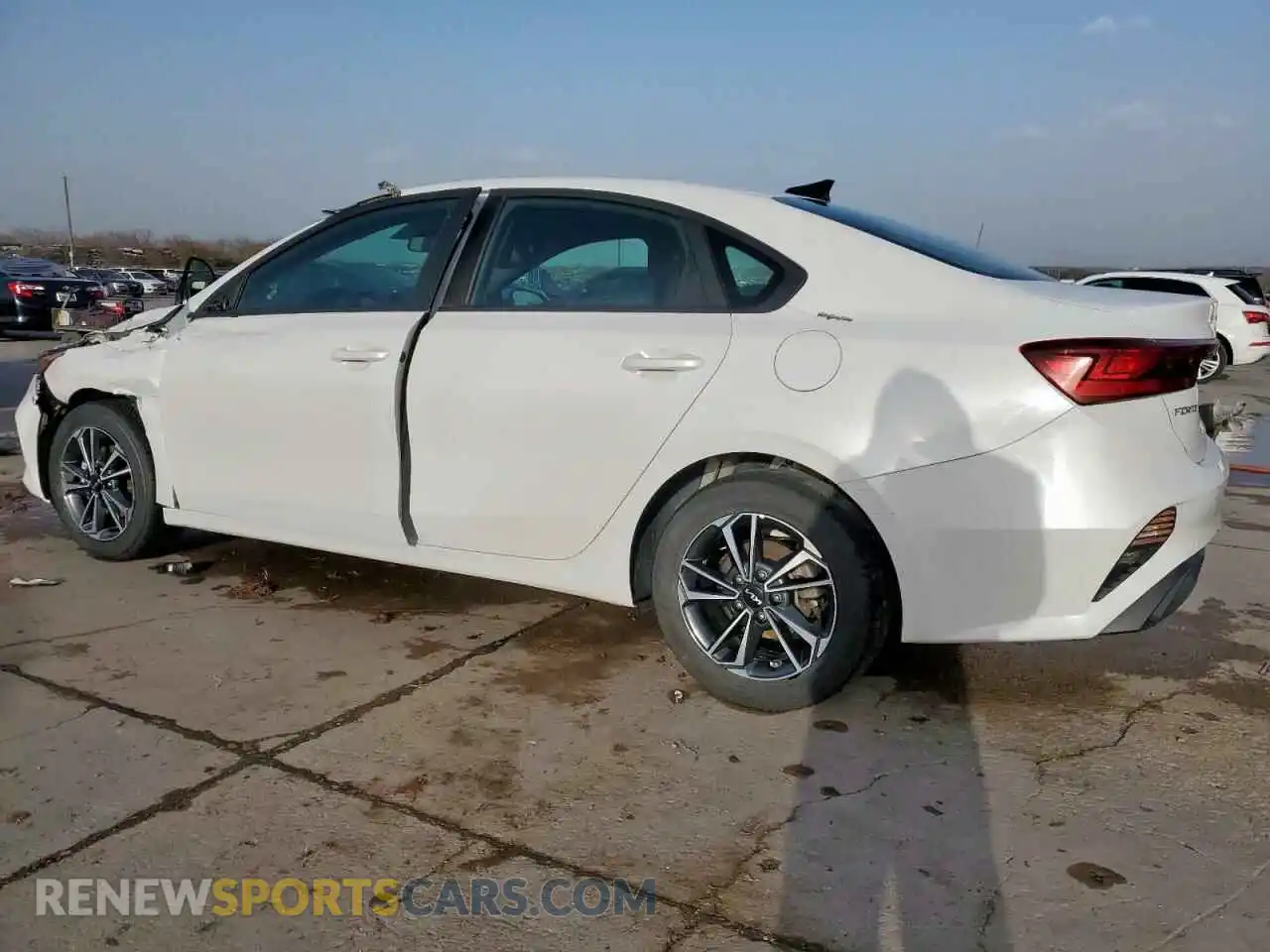 2 Photograph of a damaged car 3KPF24AD7RE733101 KIA FORTE 2024