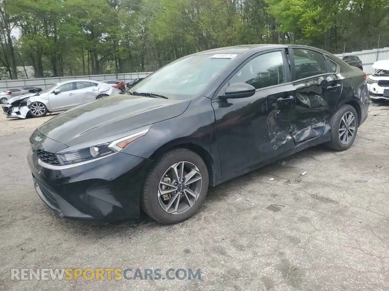 1 Photograph of a damaged car 3KPF24AD7RE828547 KIA FORTE 2024