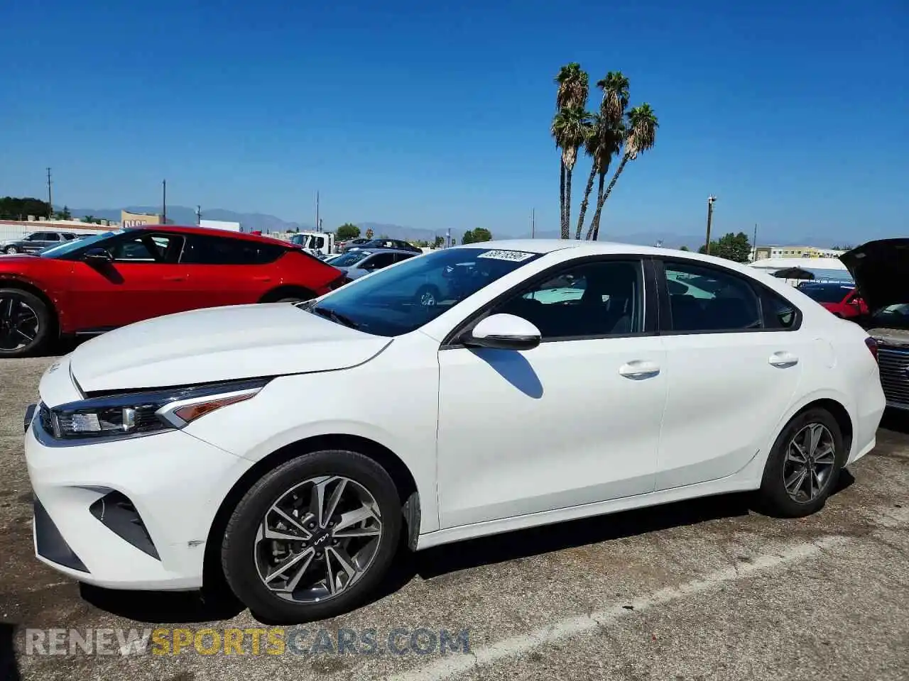 1 Photograph of a damaged car 3KPF24AD8RE720535 KIA FORTE 2024