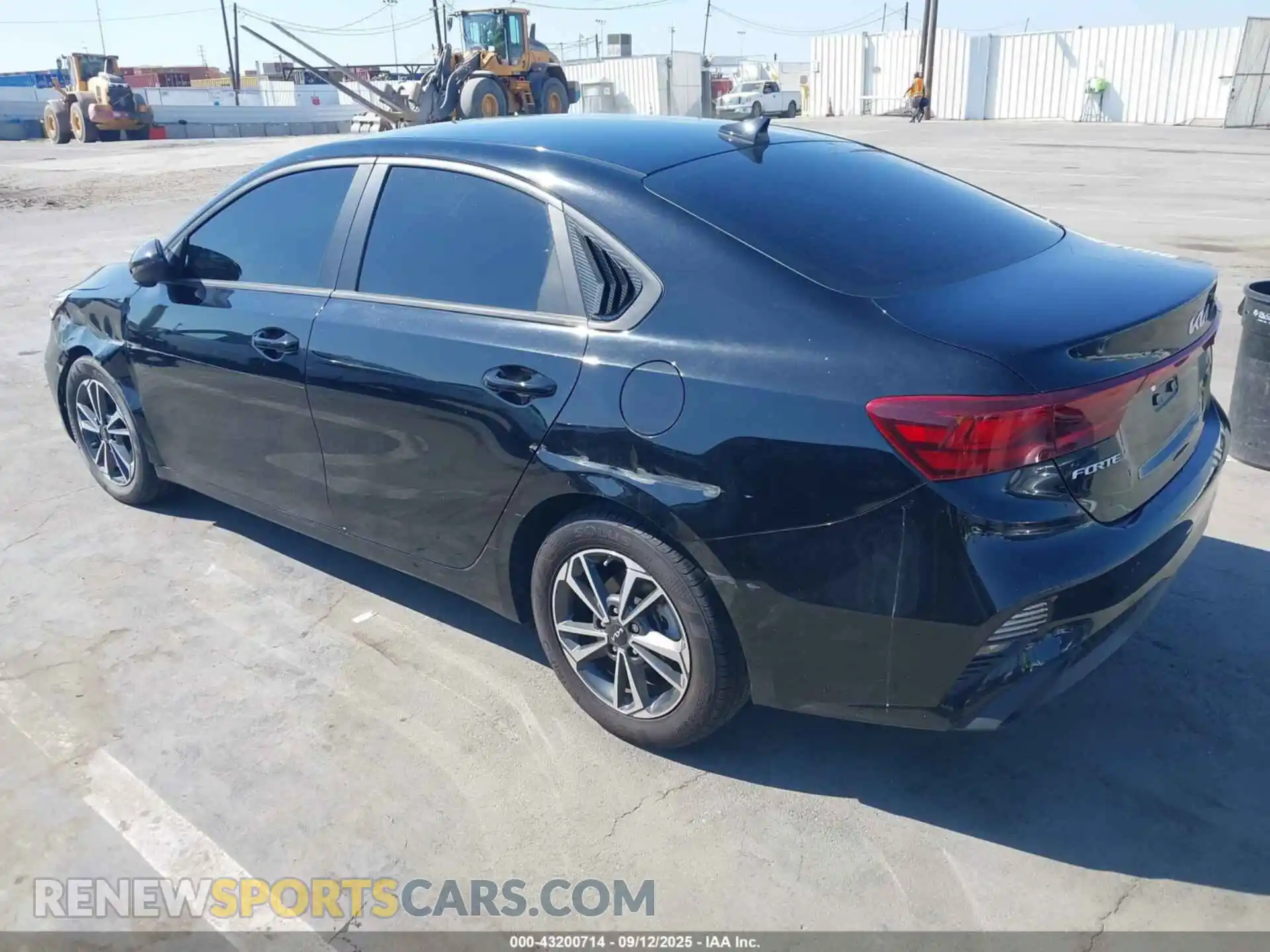 3 Photograph of a damaged car 3KPF24AD8RE772411 KIA FORTE 2024