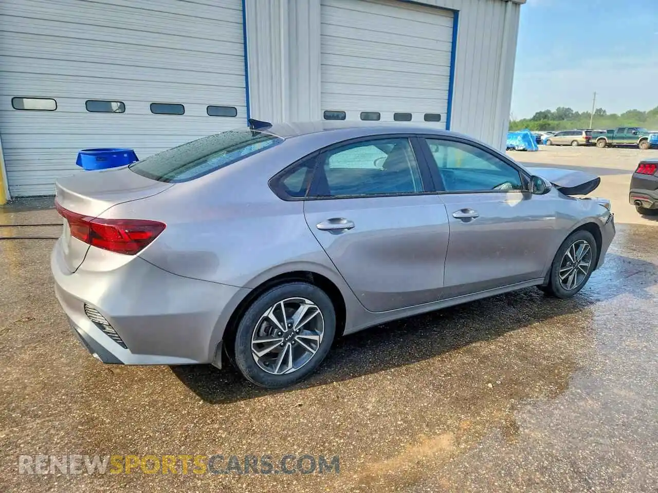 3 fotografías del automóvil dañado 3KPF24AD8RE817962 KIA FORTE 2024